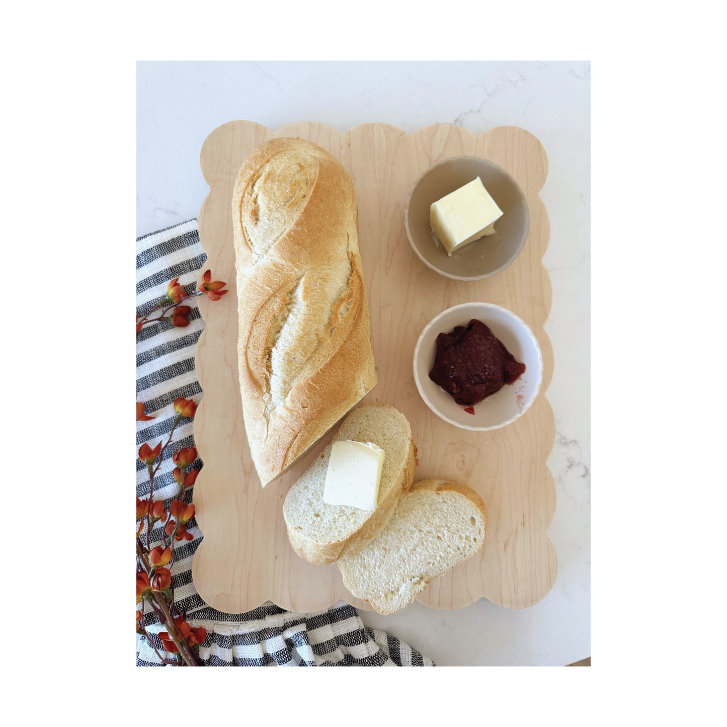 Heirloom Serving Board - all around scallop