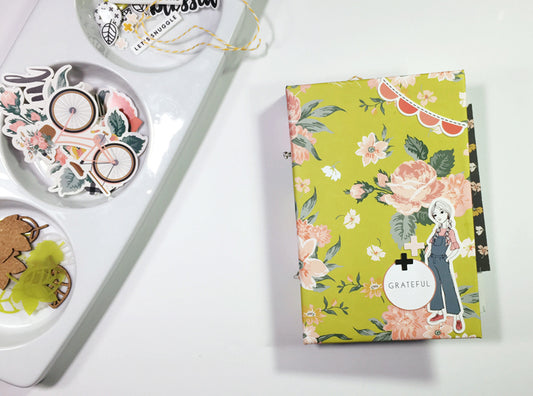 Grateful Junk Journal | Andrea Gray