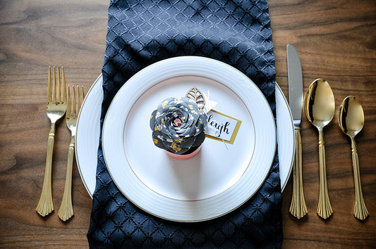 Place Cards | Leigh Ann Odynski