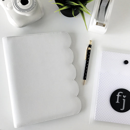 nearly perfect - Note to Self Binder | White Scallop